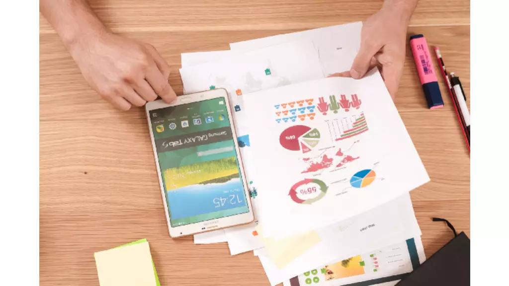 Top 11 Tools and Libraries for Data Visualization in 2021